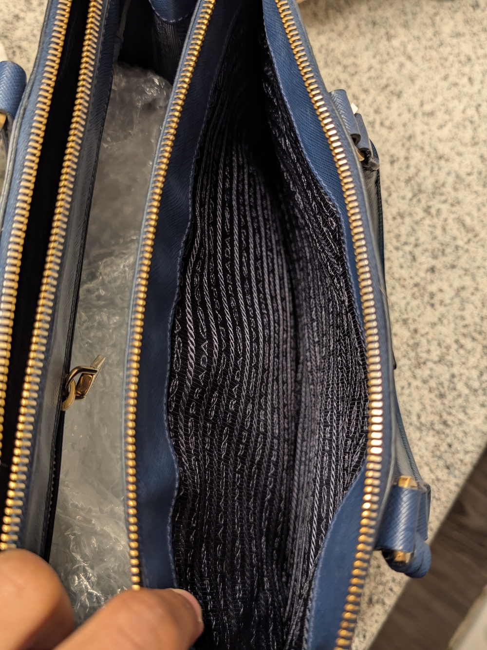 Prada Galleria Lux Double Zip Medium - Picture 10 of 16